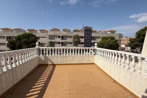 Villa à vendre Alicante, Espagne, 4 chambres, 154 m2 No. 139338 - photo 6