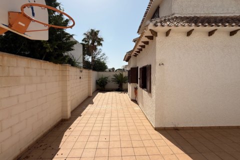 Villa à vendre Alicante, Espagne, 4 chambres, 154 m2 No. 139338 - photo 25