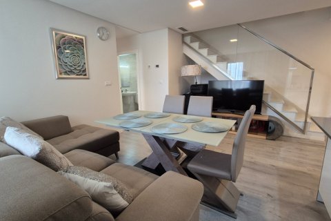 Apartment à vendre Alicante, Espagne, 2 chambres, 83 m2 No. 139339 - photo 2