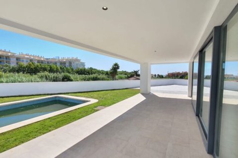 Huvila myytävänä Manilva, Malaga, Espanja, 4 makuuhuonetta, 230 m2 No. 135925 - kuva 30