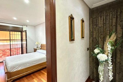 Townhouse à vendre à La Siesta, Alicante, Espagne, 4 chambres, 260 m2 No. 142494 - photo 14