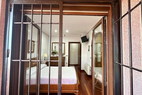 Townhouse à vendre à La Siesta, Alicante, Espagne, 4 chambres, 260 m2 No. 142494 - photo 12