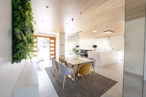 Villa zum Verkauf in Alicante, Spanien 4 Schlafzimmer, 302 m2 Nr. 142488 - Foto 3