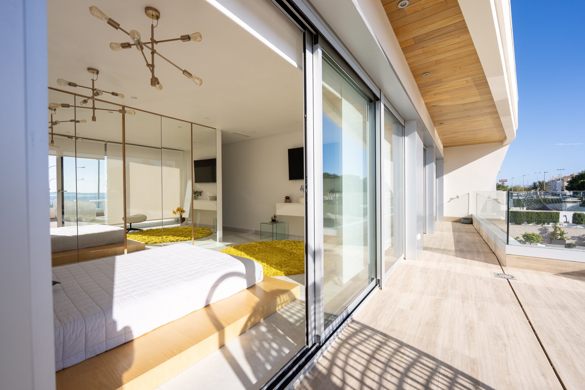 Villa i Alicante, Spanien 4 sovrum, 302 kvm. Nr. 142488