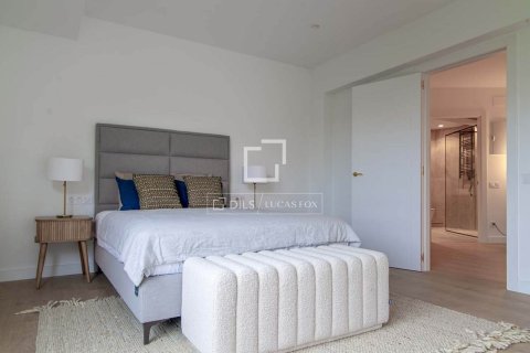 Apartment à vendre à Barcelona, Espagne, 4 chambres, 197 m2 No. 150215 - photo 18