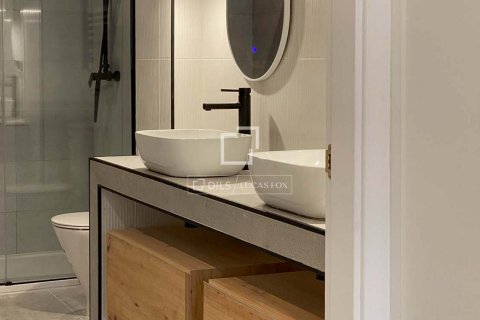 Apartment à vendre à Barcelona, Espagne, 4 chambres, 197 m2 No. 150215 - photo 25