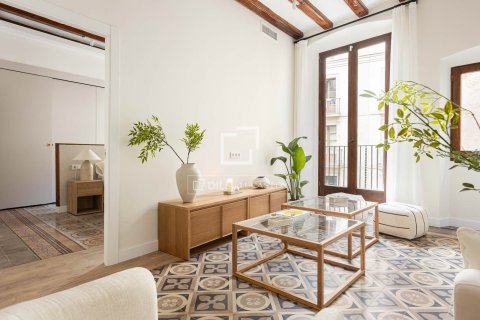 Apartamento en venta en Barcelona, España 3 dormitorios, 155 m2 No. 150212 - foto 4