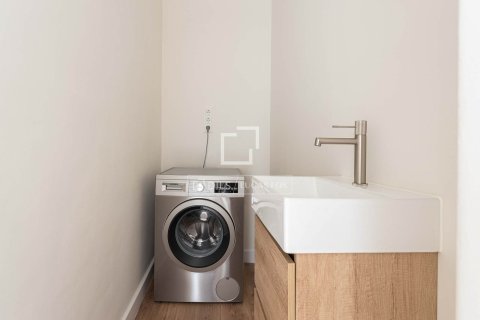 Apartamento en venta en Barcelona, España 3 dormitorios, 155 m2 No. 150212 - foto 26