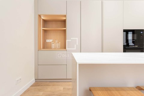 Apartamento en venta en Barcelona, España 3 dormitorios, 155 m2 No. 150212 - foto 12