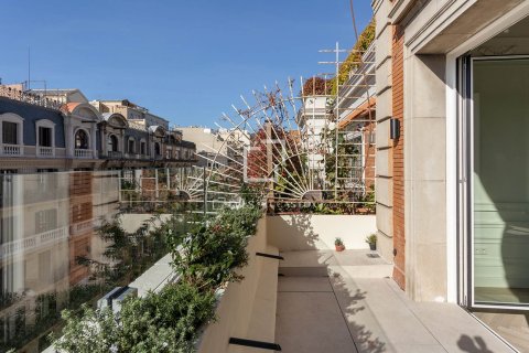 Ático en venta en Barcelona, España 4 dormitorios, 268 m2 No. 150209 - foto 7