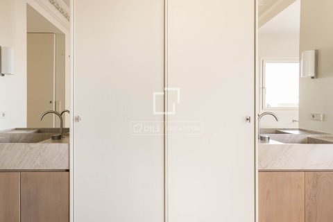 Ático en venta en Barcelona, España 4 dormitorios, 268 m2 No. 150209 - foto 26