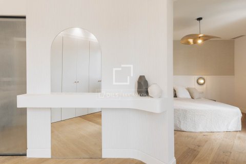 Huoneisto myytävänä Barcelona, Espanja, 3 makuuhuonetta, 150 m2 No. 150213 - kuva 12