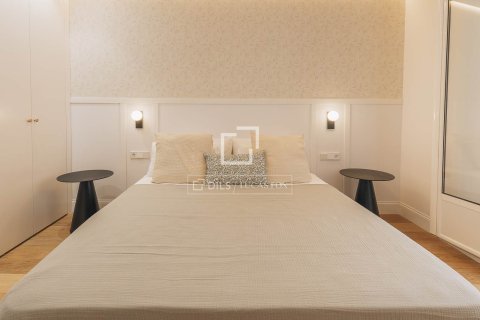 Huoneisto myytävänä Barcelona, Espanja, 3 makuuhuonetta, 150 m2 No. 150213 - kuva 10