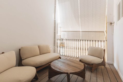 Huoneisto myytävänä Barcelona, Espanja, 3 makuuhuonetta, 150 m2 No. 150213 - kuva 25