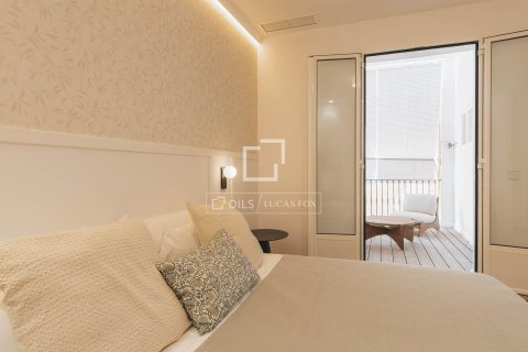 Huoneisto myytävänä Barcelona, Espanja, 3 makuuhuonetta, 150 m2 No. 150213 - kuva 21