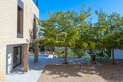 Villa for sale in Arenys de Mar, Barcelona, Spain 4 bedrooms, 345 sq.m. No. 150210 - photo 25