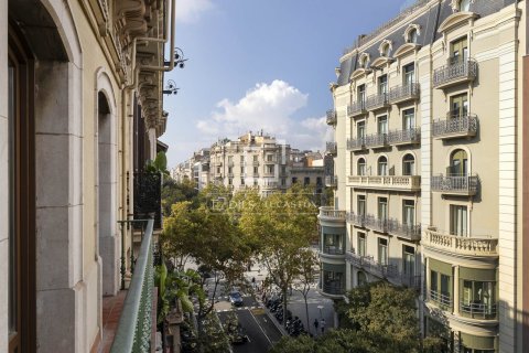 Apartamento en venta en Barcelona, España 3 dormitorios, 198 m2 No. 150211 - foto 24