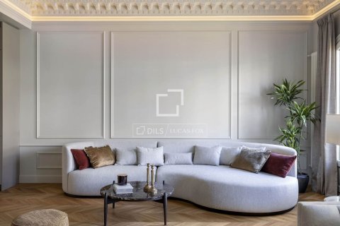 Apartamento en venta en Barcelona, España 3 dormitorios, 198 m2 No. 150211 - foto 4