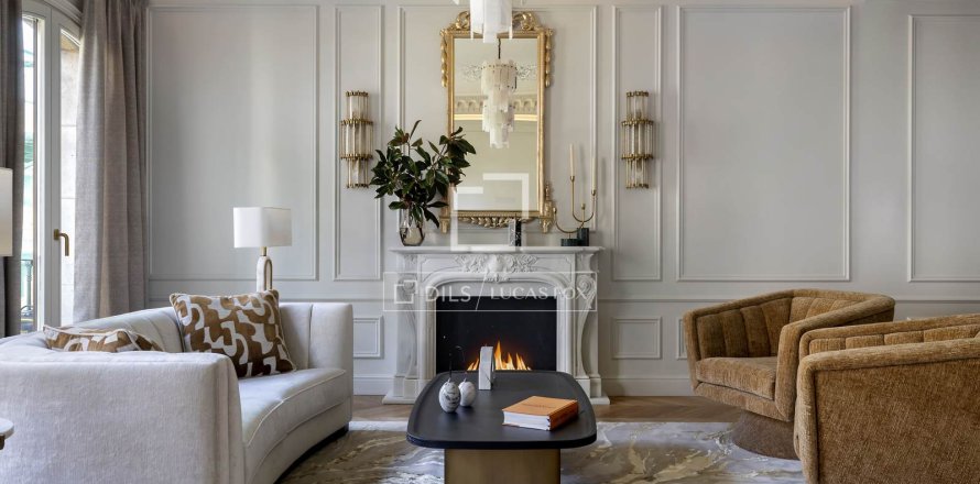 Apartamento en Barcelona, España 3 dormitorios, 198 m2 No. 150211