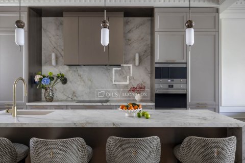 Apartamento en venta en Barcelona, España 3 dormitorios, 198 m2 No. 150211 - foto 5