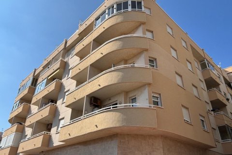 Apartment for sale in Torrevieja, Alicante, Spain 1 bedroom,  No. 148783 - photo 3