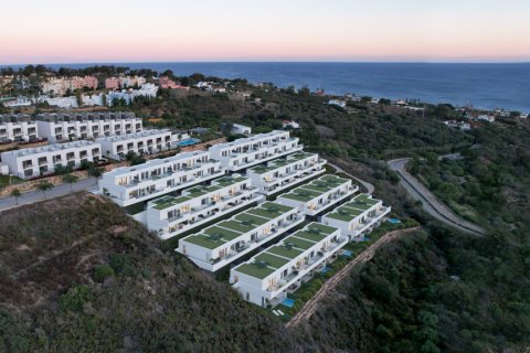 Townhouse for sale in Manilva, Malaga, Spain 4 bedrooms, 152 sq.m. No. 148788 - photo 9