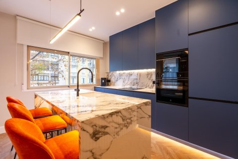 Apartment for sale in Madrid, Spain 3 bedrooms, 144 sq.m. No. 148785 - photo 9