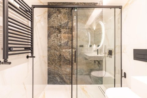 Apartment for sale in Madrid, Spain 3 bedrooms, 144 sq.m. No. 148785 - photo 21