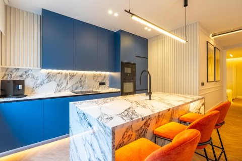 Apartment for sale in Madrid, Spain 3 bedrooms, 144 sq.m. No. 148785 - photo 11