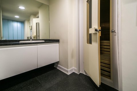 Apartment for rent in Madrid, Spain 2 bedrooms, 110 sq.m. No. 148786 - photo 24