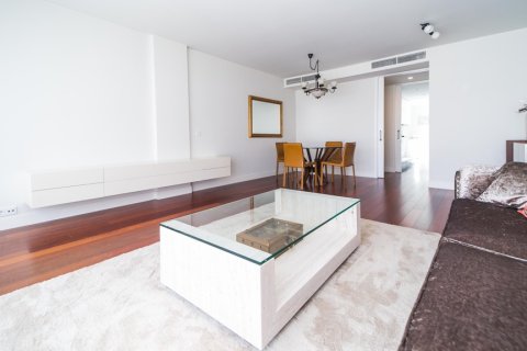 Apartment for rent in Madrid, Spain 2 bedrooms, 110 sq.m. No. 148786 - photo 2