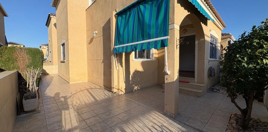 House in La Florida, Alicante, Spain 3 bedrooms, 100 sq.m. No. 148784