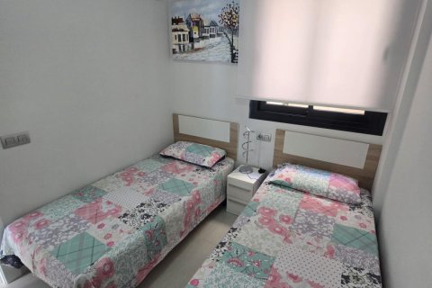 Huoneisto myytävänä Torrevieja, Alicante, Espanja, 2 makuuhuonetta, 55 m2 No. 149553 - kuva 16