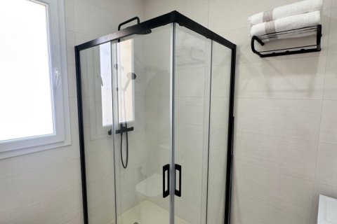 Lägenhet för uthyrning i Alicante, Spanien 3 sovrum, 83 kvm. Nr. 149558 - foto 25