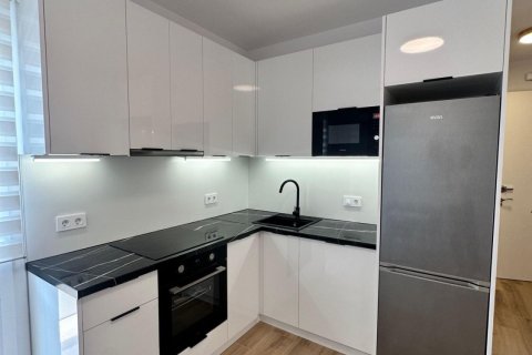 Lägenhet för uthyrning i Alicante, Spanien 3 sovrum, 83 kvm. Nr. 149558 - foto 5