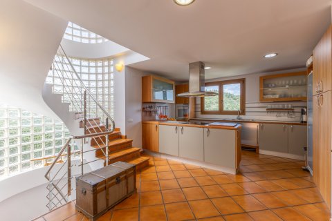 Casa adosada en Torres, Jaén, España 3 dormitorios, 174 m2 No. 149687