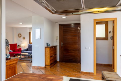 Casa adosada en venta en Torres, Jaén, España 3 dormitorios, 174 m2 No. 149687 - foto 8