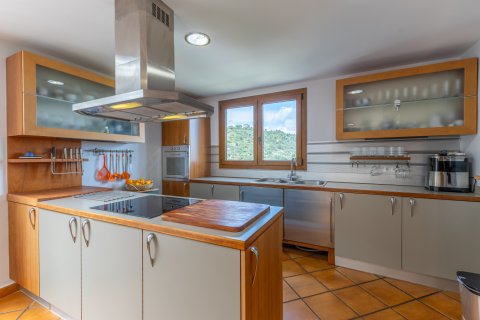 Casa adosada en venta en Torres, Jaén, España 3 dormitorios, 174 m2 No. 149687 - foto 2