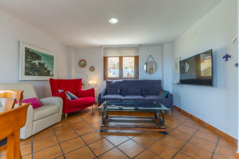 Casa adosada en venta en Torres, Jaén, España 3 dormitorios, 174 m2 No. 149687 - foto 13