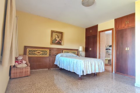 Villa en venta en Paterna, València, España 5 dormitorios, 498 m2 No. 149689 - foto 8