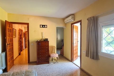 Villa en venta en Paterna, València, España 5 dormitorios, 498 m2 No. 149689 - foto 6