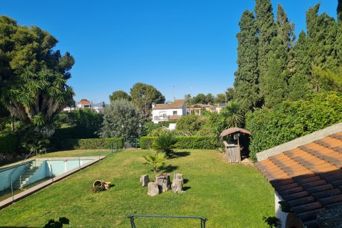 Villa en venta en Paterna, València, España 5 dormitorios, 498 m2 No. 149689 - foto 4