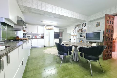 Villa en venta en Paterna, València, España 5 dormitorios, 498 m2 No. 149689 - foto 13