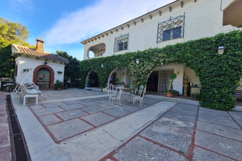Villa en venta en Paterna, València, España 5 dormitorios, 498 m2 No. 149689 - foto 20