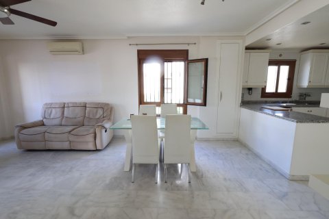 Appartamento in vendita a Torrevieja, Alicante, Spagna 2 camere da letto, 84 mq. N° 177515 - foto 4