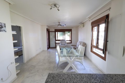 Appartamento in vendita a Torrevieja, Alicante, Spagna 2 camere da letto, 84 mq. N° 177515 - foto 11