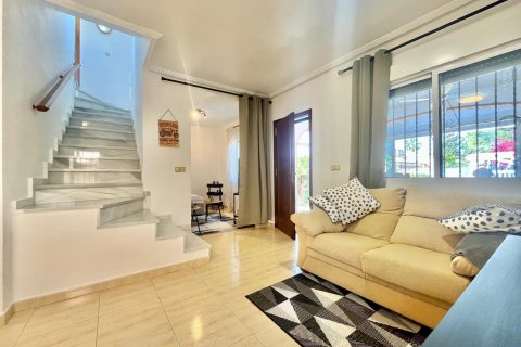 Apartment for sale in Alicante, Spain 3 bedrooms, 51 sq.m. No. 177510 - photo 15