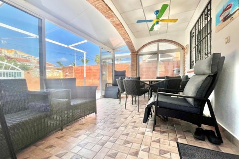 Apartment for sale in Alicante, Spain 3 bedrooms, 51 sq.m. No. 177510 - photo 10