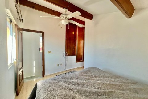 Apartment for sale in Alicante, Spain 3 bedrooms, 51 sq.m. No. 177510 - photo 26