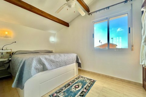 Apartment for sale in Alicante, Spain 3 bedrooms, 51 sq.m. No. 177510 - photo 25